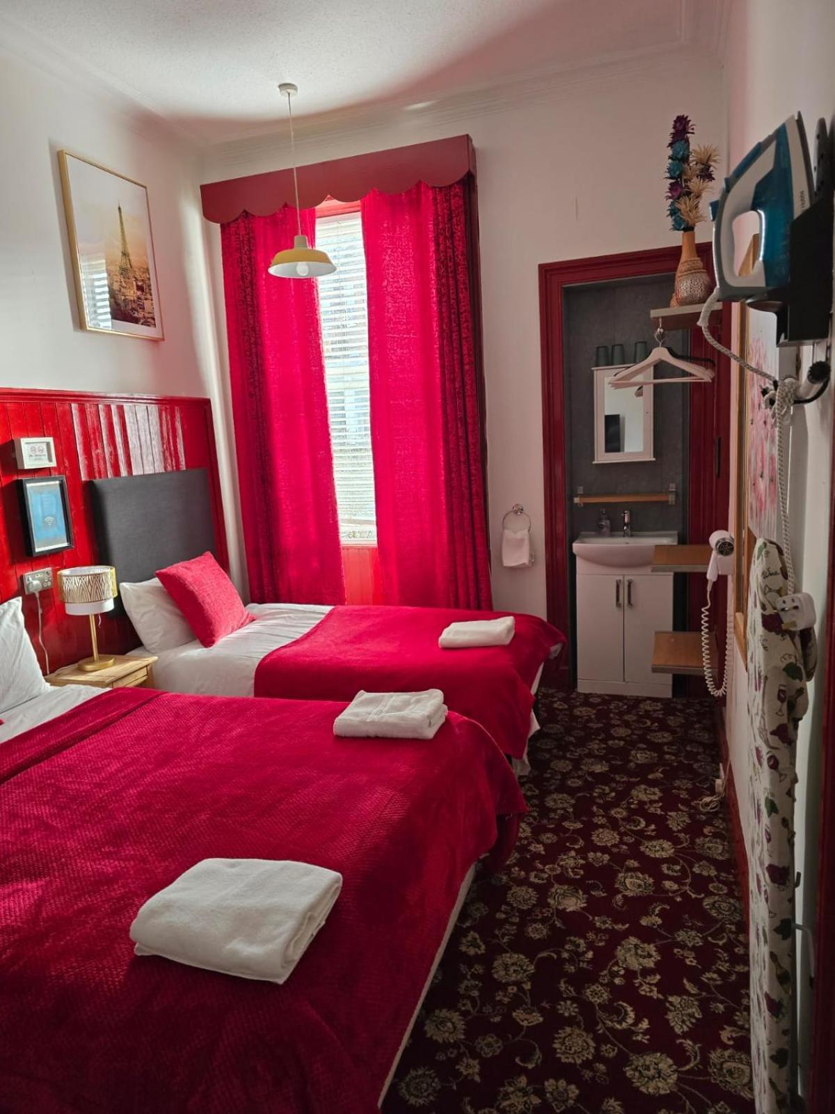 Basic Triple Room with Shared Bathroom,1644479569:JPEG