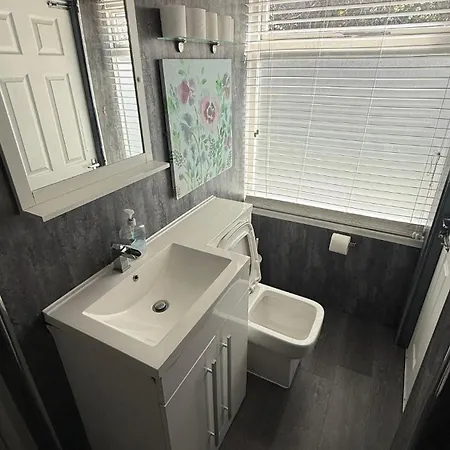 The Residence - No 57-3